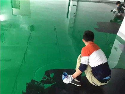 岱岳下面给你一份环氧地坪漆施工的完整流程